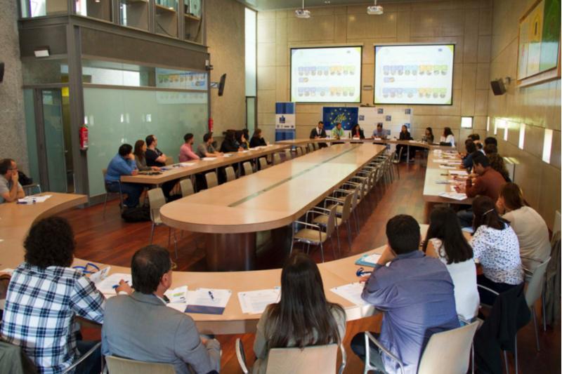 O Proxecto LIFE+ AQUAENVEC presentou na USC unha ferramenta web que permite aos concellos optimizar o ciclo da auga