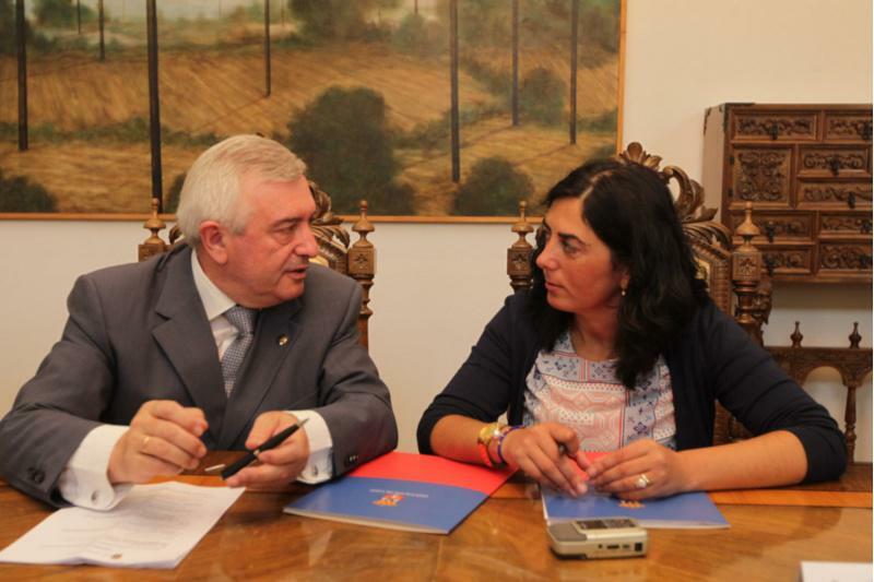 A USC e a Deputación de Lugo asinan dous convenios para o fomento dos másteres no Campus de Lugo e a potenciación da Universidade de verán na provincia luguesa