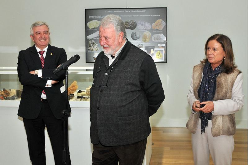 A colección mineralóxica Joaquín Pardo exponse no Museo de Historia Natural da USC 