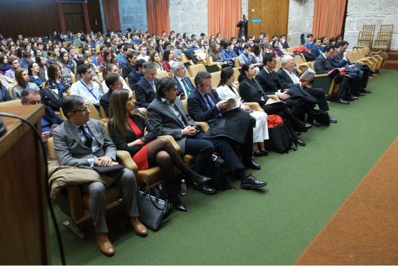 Comezou o primeiro congreso internacional de Medicina e Cirurxía da USC