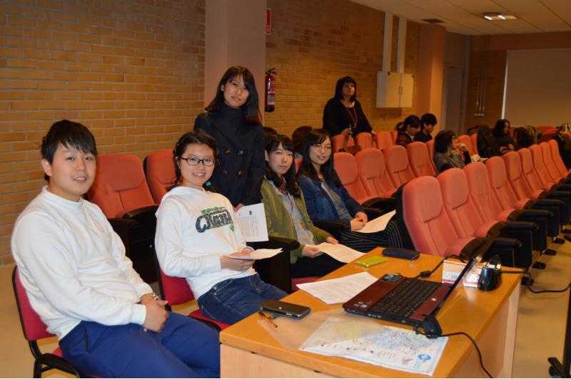 Oito estudantes nipóns chegados a Humanidades co 'Vía Láctea' rematan a súa estadía no Campus Terra logo de dez semanas