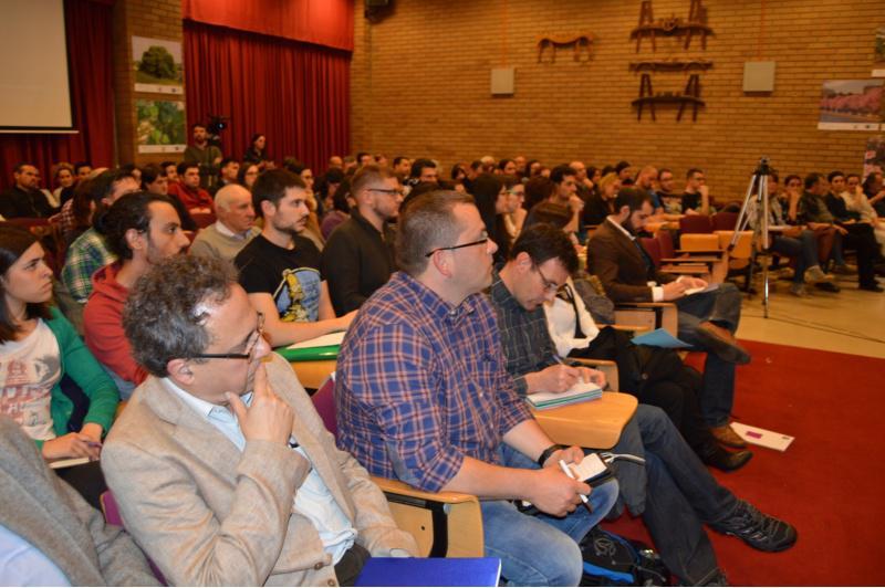 Villares Naveira aborda na Escola Politécnica Superior a relación entre a propiedade e os usos da terra en Galicia