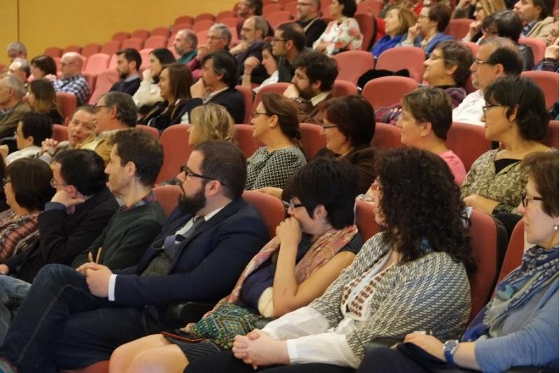 A profesora Mercedes Brea recibe unha cálida homenaxe na facultade