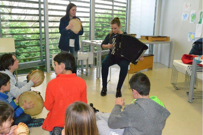Rematou a primeira edición do proxecto ‘Unión de Canles Sociais’, con obradoiros de música para nenos e nenas de Villestro