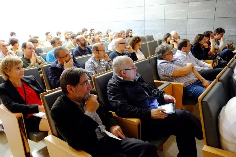 A editora en xefe da revista Chemical and Engineering News falou na USC sobre comunicación científica