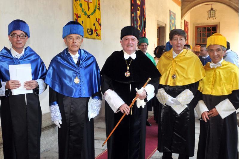 Os profesores Crispian Scully e Giorgio Franceschetti, investidos honoris causa pola USC