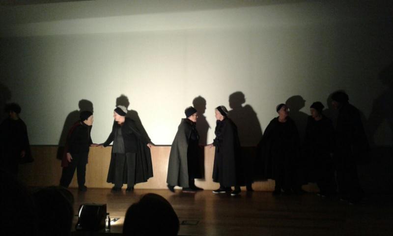 O grupo de teatro do IV Ciclo estrea con éxito de crítica a peza ‘Unha vez foi o trebón’, baseada na obra de Manuel María