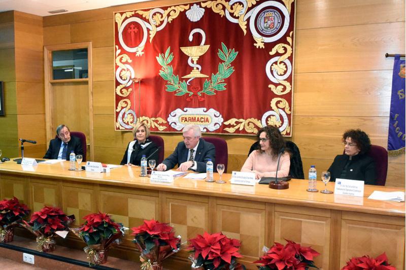 Farmacia conmemorou a festividade da súa patroa, a Inmaculada Concepción