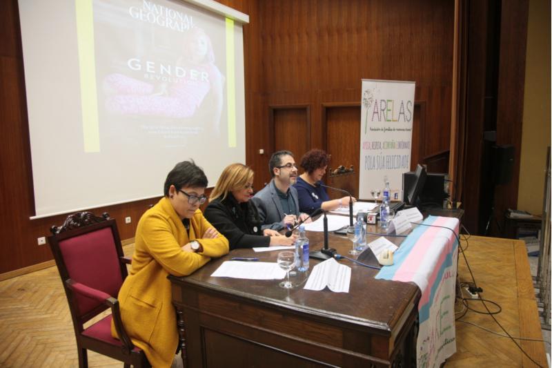 Unha mostra en Ciencias da Educación sobre o colectivo trans reivindica o respecto á diversidade