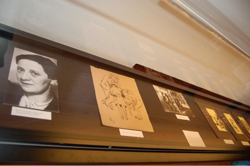 O horror nazi a través dos debuxos de nenos e nenas do gueto checo de Tazarín