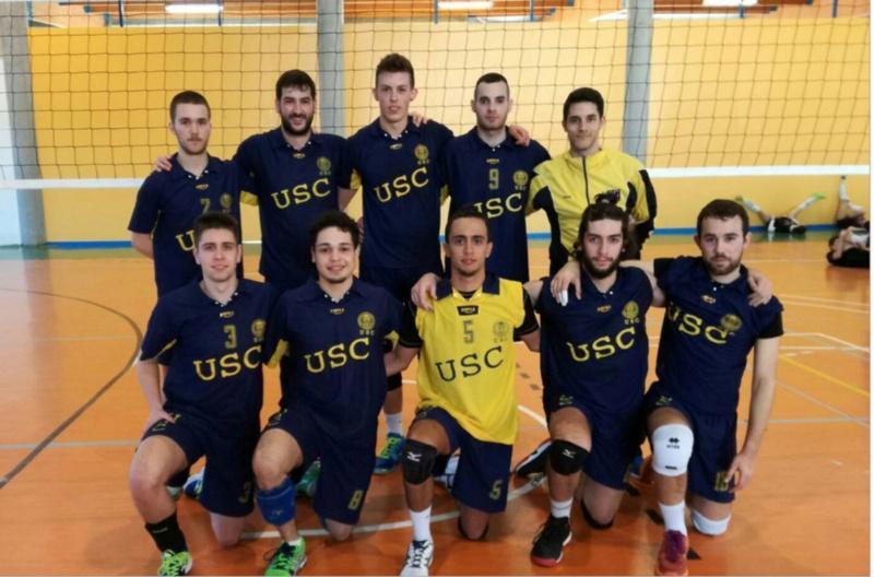 Os equipos da USC de balonmán feminino e voleibol masculino, campións galegos universitarios