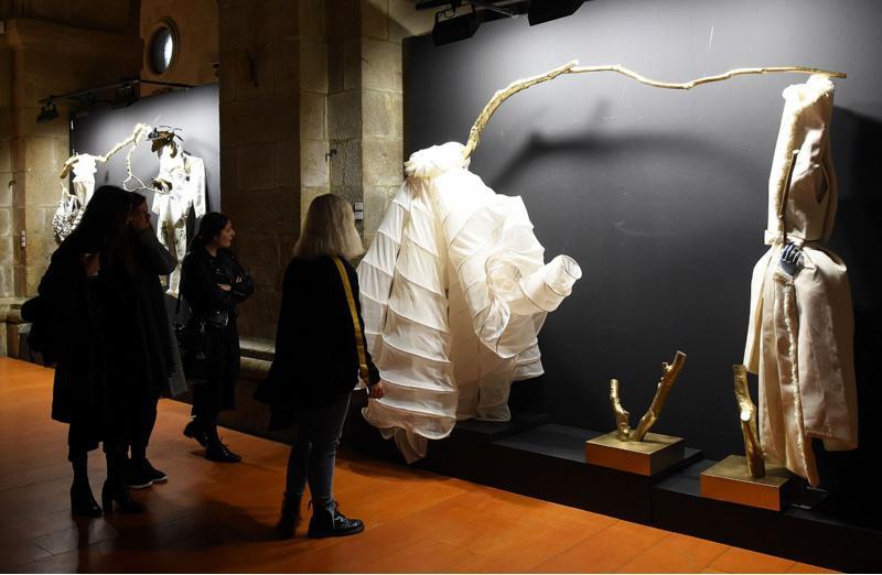 ‘Tecido cru. Insectos, catedrais, dobras e trenzas’, un paseo polos principios do deseño