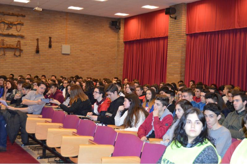 O Campus Terra da USC amosa a súa oferta académica e de servizos a estudantes de ensino medio de Lugo e A Coruña