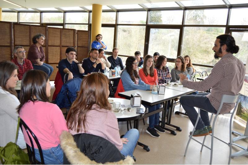 Marcos Rial fala no Campus Terra sobre enxeñaría e cooperación internacional no marco do proxecto ‘Xeomática e café’ 