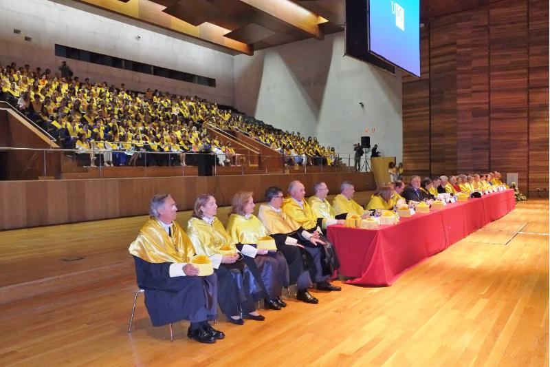 Medicina despide a súa promoción 2011-2017