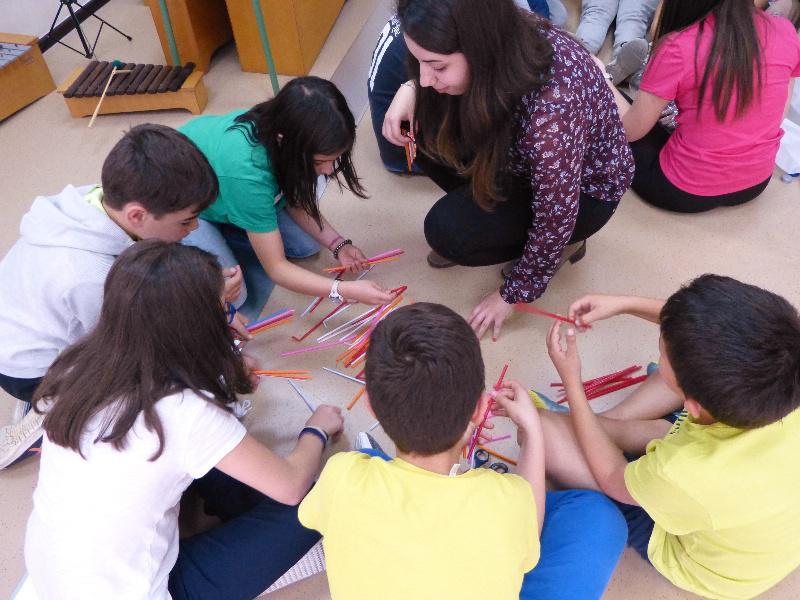 A música como medio de concienciación social, unha experiencia da USC no CEIP López Ferreiro