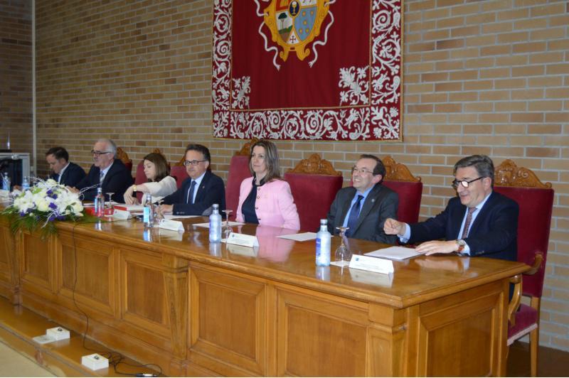 A Facultade de ADE do Campus Terra da USC despide a quinta promoción do grao en Administración e Dirección de Empresas