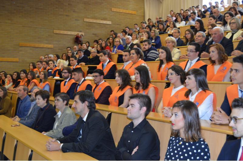 A Facultade de ADE do Campus Terra da USC despide a quinta promoción do grao en Administración e Dirección de Empresas