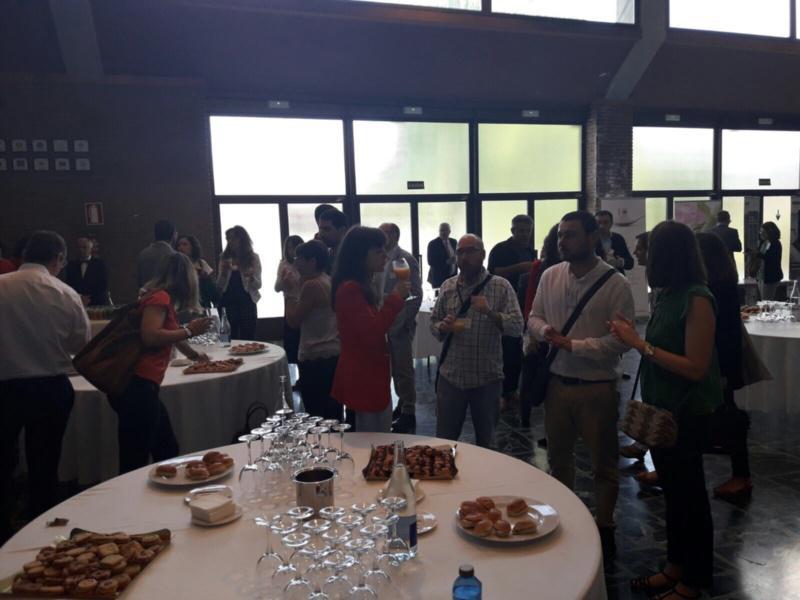 As novas tendencias nos mercados e na industria leiteira, a debate nun foro profesional no Campus Terra da USC