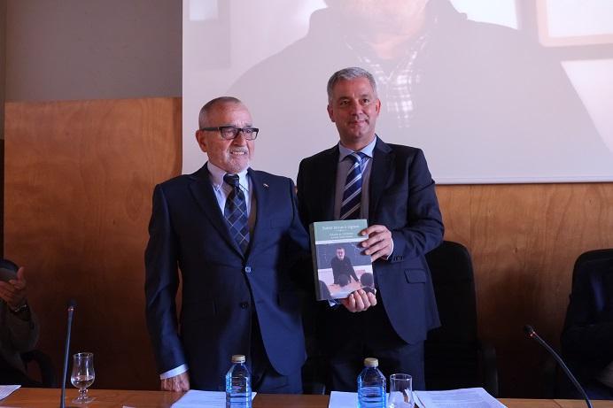 Homenaxe ao catedrático Anxo Tarrío Varela no Centro Ramón Piñeiro
