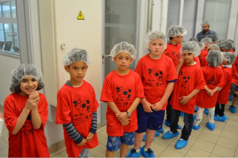 Xornada de portas abertas na Aplta do Campus Terra da USC polo Día Mundial do Leite