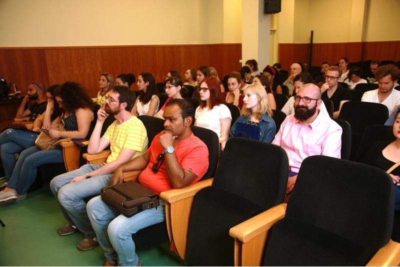 Máis de 80 alumnos de vinte países comezaron na Facultade de Filosofía os Cursos de lingua e cultura galegas ‘Galego sen fronteiras’