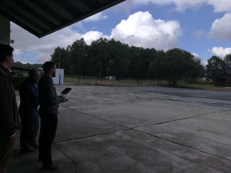 Comezan a formarse os primeiros pilotos de drons da Escola Politécnica Superior 