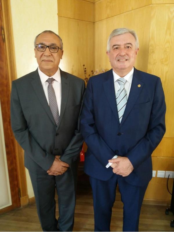 O reitor Juan Viaño visitou Rabat para fortalecer e ampliar as colaboracións coas universidades marroquís