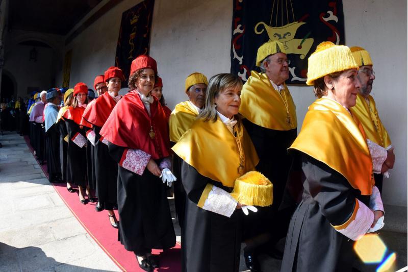 Viaño agarda neste curso dar os primeiros pasos da etapa de crecemento e consolidación do modelo da USC para o primeiro cuarto do século