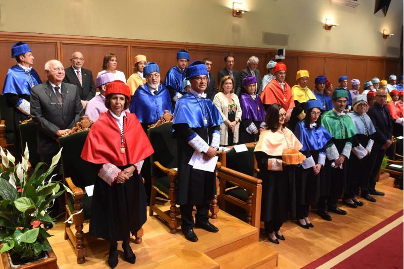 Viaño agarda neste curso dar os primeiros pasos da etapa de crecemento e consolidación do modelo da USC para o primeiro cuarto do século