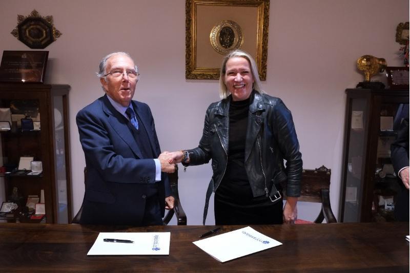 Marcelino Oreja doou a contía do XXI Premio Internacional Grupo Compostela-Xunta de Galicia a Aldeas Infantiles