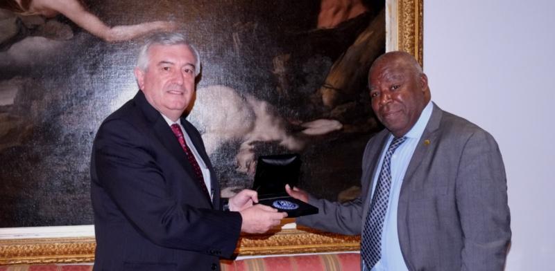 As Universidades de Santiago de Compostela e de Sao Tomé e Príncipe estreitan lazos de cooperación