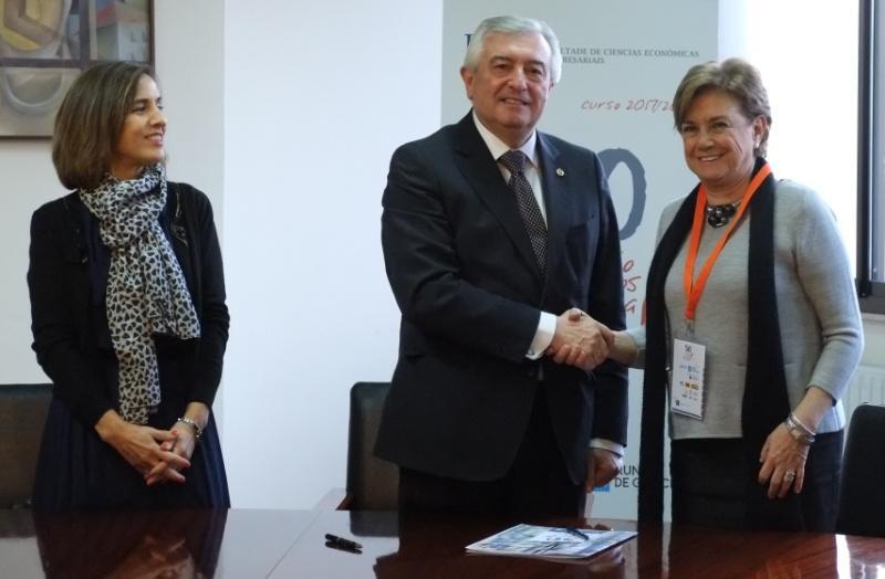 Docentes de Economía e Empresa de ensino medio e superior estudan na USC como mellorar a calidade da docencia 