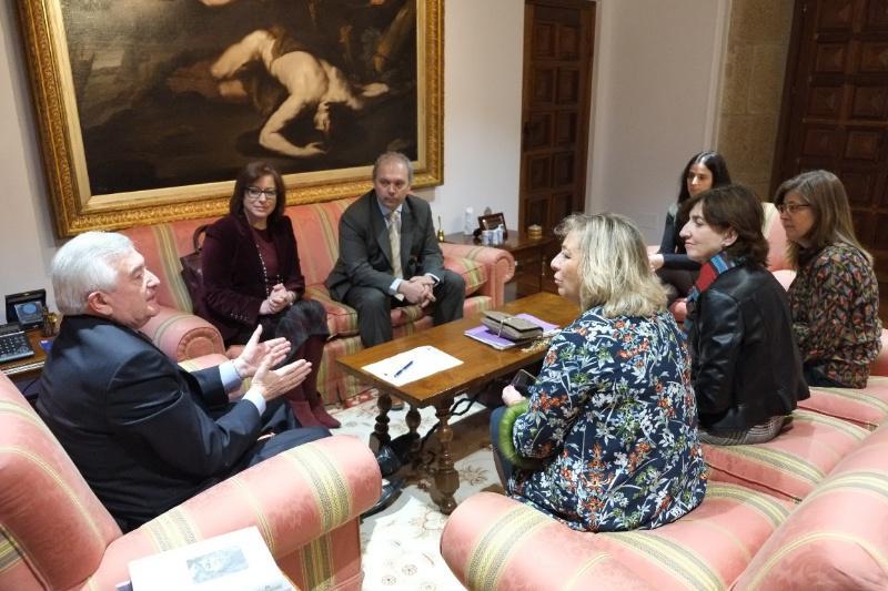 A USC e o Instituto da Muller e para a Igualdade de Oportunidades avanzan no emprendemento universitario das mulleres