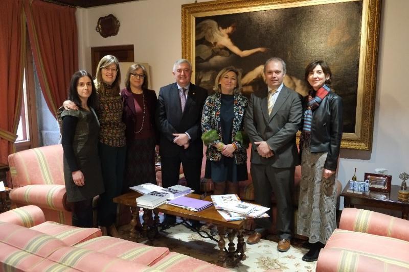 A USC e o Instituto da Muller e para a Igualdade de Oportunidades avanzan no emprendemento universitario das mulleres