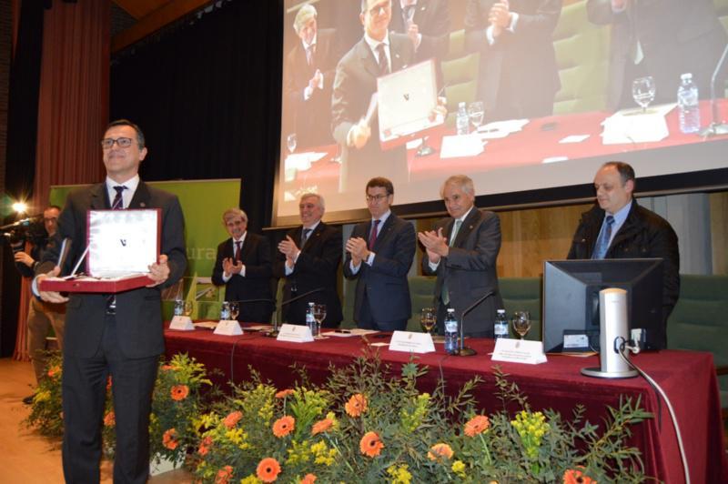 A Escola Politécnica Superior de Enxeñaría da USC recibe o XVIII Premio Aresa no 50 aniversario da súa creación