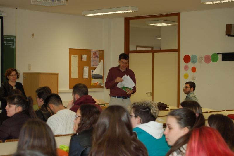 Presentouse en Ciencias da Educación un libro que busca crear pontes entre educación social e escola