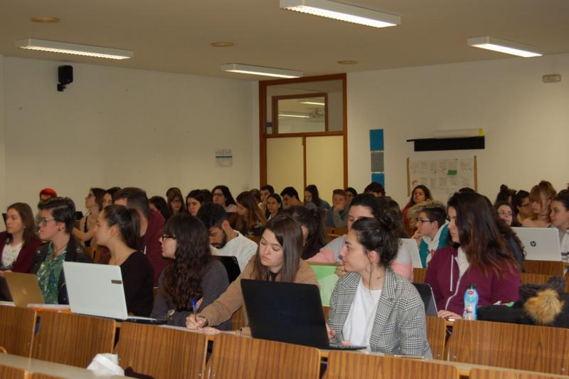 Presentouse en Ciencias da Educación un libro que busca crear pontes entre educación social e escola