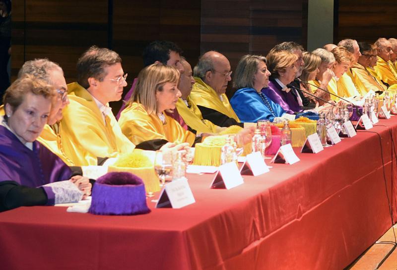 Medicina celebrou o acto de graduación 