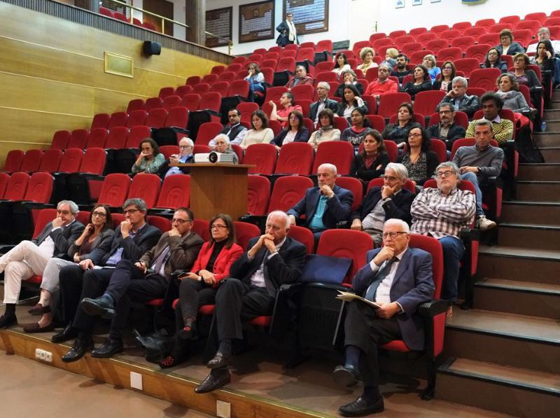 Pilar Bermejo tomou posesión do seu segundo mandato como decana da Facultade de Química
