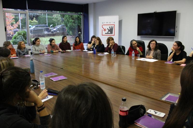 Marcela Lagarde impartiu na USC un obradoiro de apoderamento das mulleres na contorna universitaria