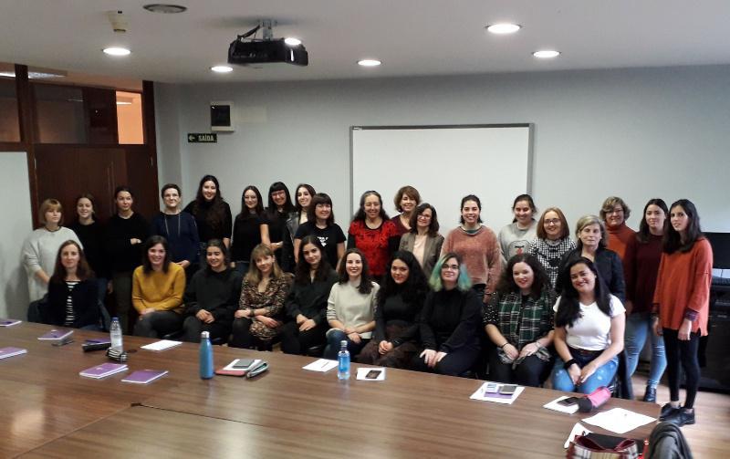Marcela Lagarde impartiu na USC un obradoiro de apoderamento das mulleres na contorna universitaria