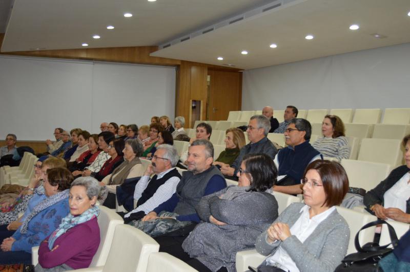 A USC celebra o día da Patroa do IV Ciclo, Francisca Álvarez, nun emotivo acto na Casa do Saber
