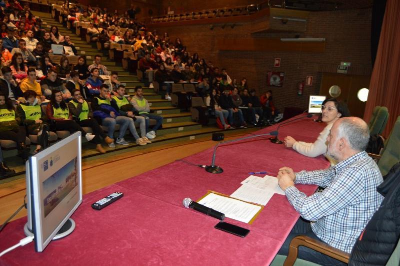 Máis de 250 estudantes de sete centros de ensino medio coñecen a oferta de estudos e servizos do campus de Lugo 
