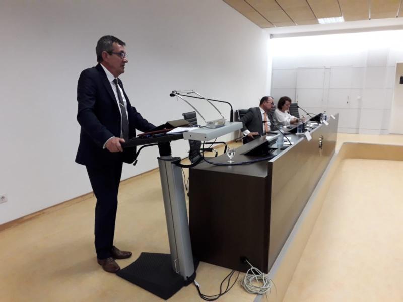 O profesor Antonio Segura Iglesias tomou posesión do seu cargo como decano de Bioloxía