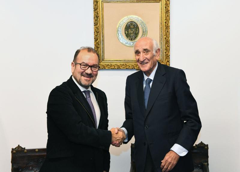 Un equipo de Economía Financeira estuda a xestión do risco e o aseguramento nas empresas galegas