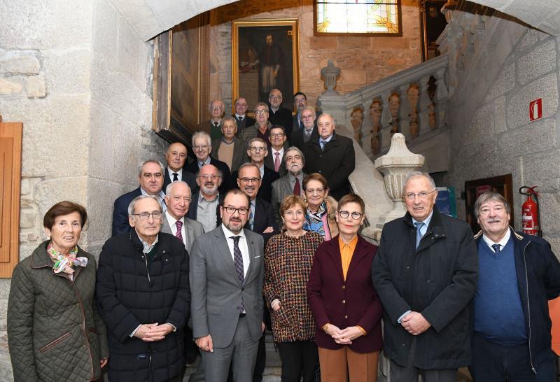 Constituída a Asociación de Profesores Eméritos da USC