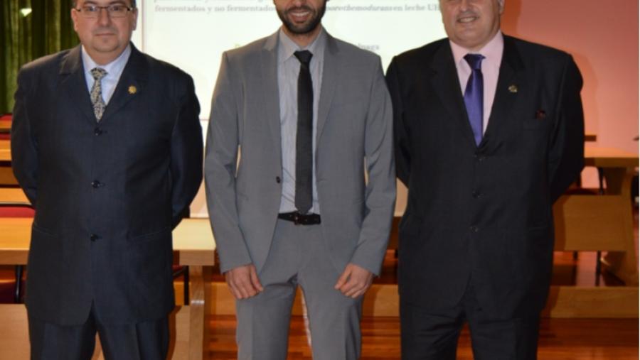 El Lhica del Campus Terra de la USC crea un método para identificar esporas bacterianas resistentes a tratamientos térmicos de la leche