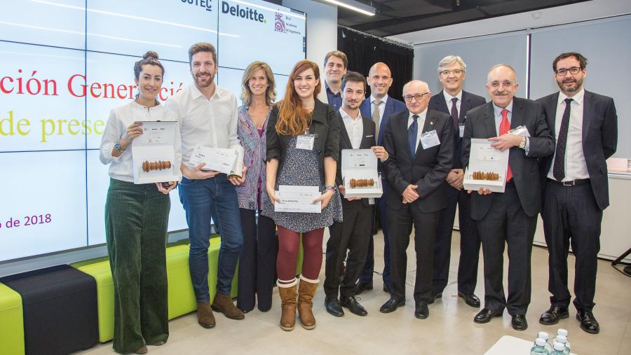  Los ‘Premios Generación’ distinguen el laboratorio de ideas ‘Joven Innovación Láctea’ de la Escuela Politécnica Superior de Ingeniería del Campus Terra