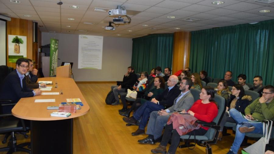 La EPSE del Campus Terra de la USC  forma a trabajadores del sector forestal en la gestión responsable del monte gallego